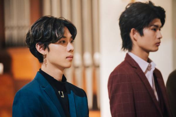 「花束とオオカミちゃんには騙されない」第1話の場面写真が公開　今夜放送