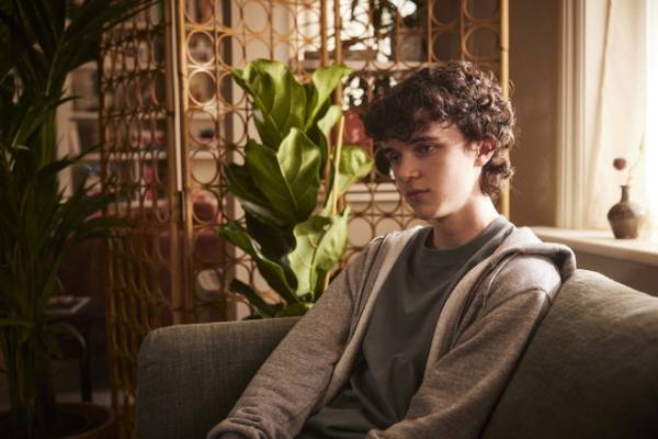 ヒュー・ジャックマンの息子役に大抜擢『The Son／息子』ゼン・マクグラスのインタビュー映像