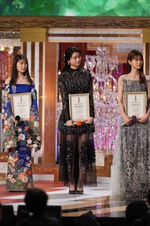 【第46回日本アカデミー賞】松村北斗＆目黒蓮らが新人俳優賞を受賞「恩を返しつつ、納得していただけるように」