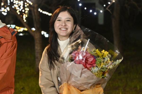 吉高由里子＆北村匠海がクランクアップ「当たり前の日常」「終わってほしくない」