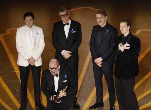 【第95回アカデミー賞】『エブリシング・エブリウェア・オール・アット・ワンス』圧勝！　そして「夢は実現する」を証明した元人気スターの復活劇