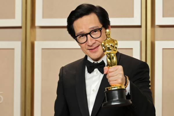 キー・ホイ・クァン、オスカー受賞時に出生名で呼ばれて「感動」　一時期は「ジョナサン」を使用