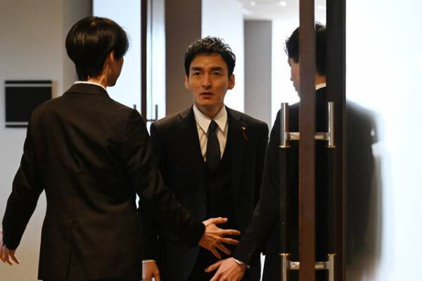 「罠の戦争」10話　草彅剛“鷲津”の変化に「優しい目に戻って」、杉野遥亮“眞人”には「胸が締め付けられる」の声上がる