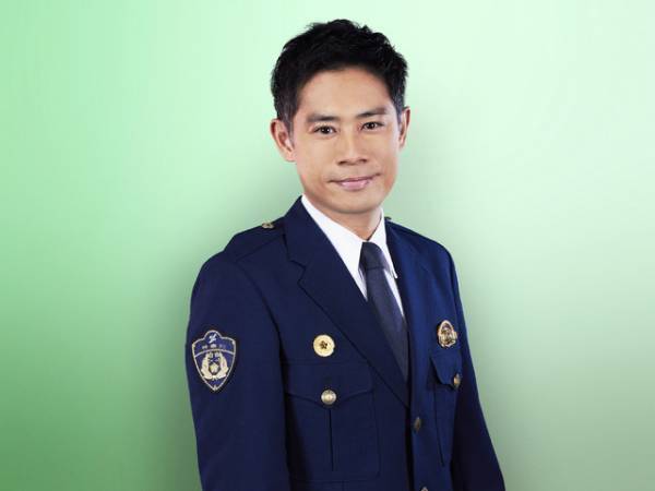 伊藤淳史＆岡崎紗絵＆長井短が参加！ 桐谷健太主演「ケイジとケンジ、時々ハンジ。」ポスター公開