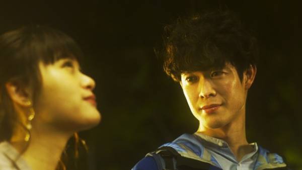 宮沢氷魚×小西桜子、恋のもどかしさ映す『はざまに生きる、春』場面写真