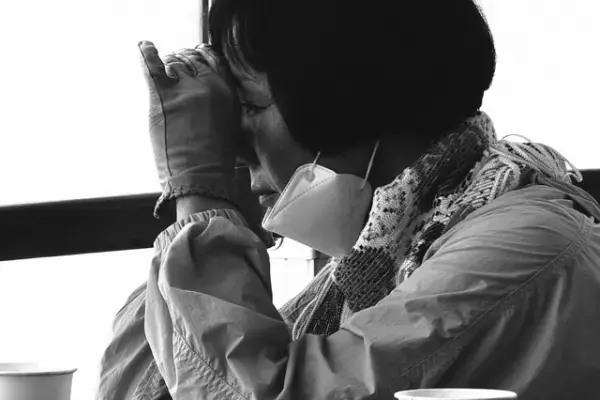 キム・ミニ×イ・ヘヨンが友愛と連帯の物語紡ぐ、ホン・サンス監督作『小説家の映画』6月公開