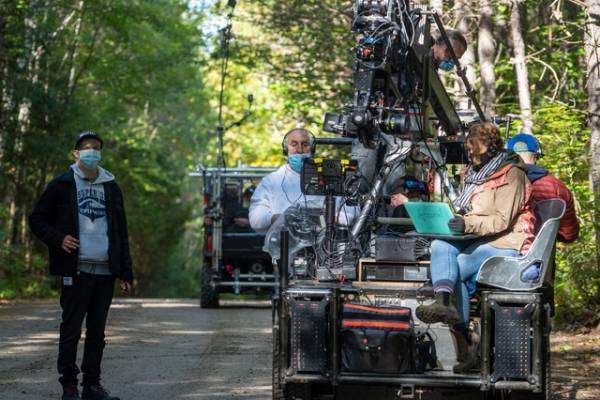 ナオミ・ワッツ「筋肉が覚えていた」『デスパレート・ラン』の驚異の役作り明かす
