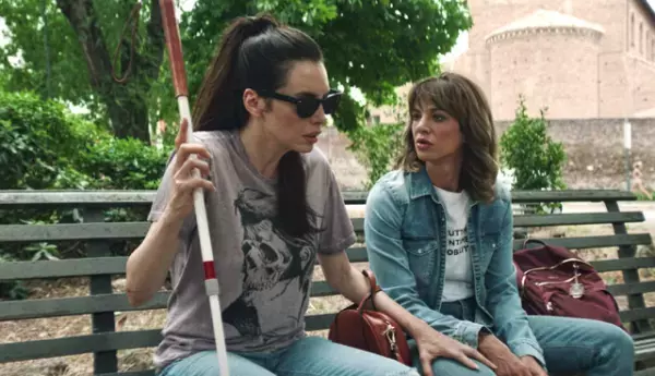 ダリオ・アルジェントの娘、アーシアが明かす製作の経緯＆撮影舞台裏『ダークグラス』インタビュー映像