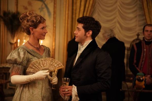 知性と洗練さ纏うグザヴィエ・ドラン登場シーン『幻滅』本編映像