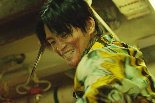 『オオカミ狩り』「強烈」「最上級の映画」キャストたちが語るインタビュー＆メイキング映像