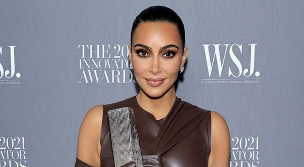 キム・カーダシアン、エマ・ロバーツと共に「アメリカン・ホラー・ストーリー」シーズン12に出演へ