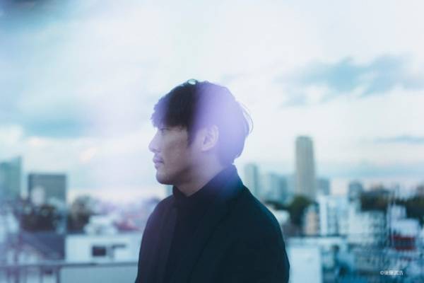 藤井道人監督、日藝賞受賞「母校の発展に尽力したい」