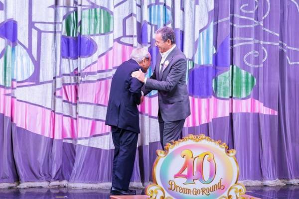 【ディズニー】TDR40周年イベントが盛大にスタート！記念セレモニーにはディズニーCEOのボブ・アイガー氏も出席