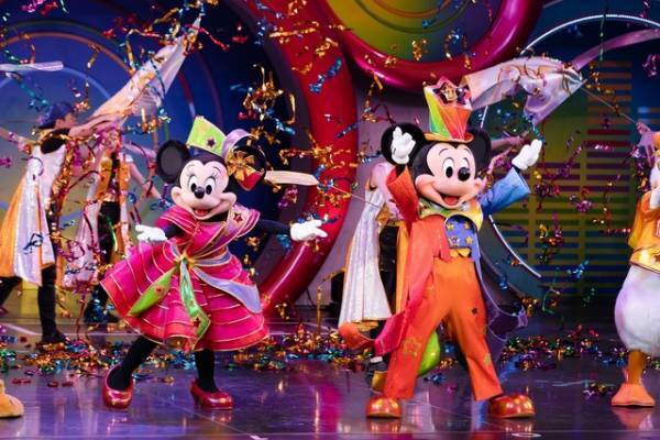 【ディズニー】TDR40周年イベントが盛大にスタート！記念セレモニーにはディズニーCEOのボブ・アイガー氏も出席