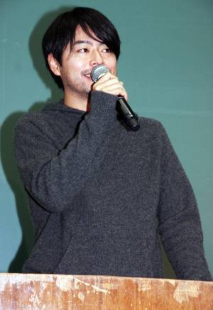 松岡茉優＆窪田正孝、初共演！石井裕也監督による完全オリジナル脚本『愛にイナズマ』公開