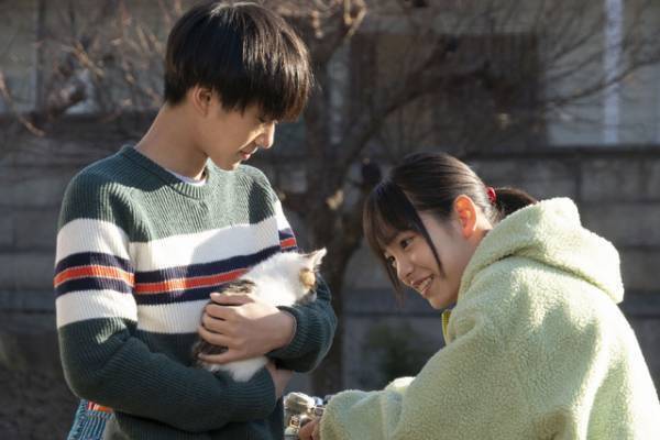 大河出演やCMで話題、當真あみが魅せる目元の輝き『水は海に向かって流れる』場面写真