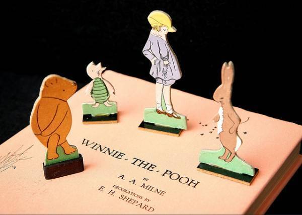 クリストファー・ロビンを主人公としたR指定のアニメ＆実写ハイブリッドドラマが企画中