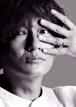 井浦新が田中圭の父親役「unknown」事件も加速