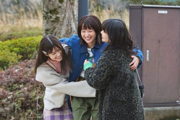 「日曜の夜ぐらいは...」2話 清野菜名“サチ”、翔子＆若葉との再会に視聴者も感動「私も1週間頑張れそう」