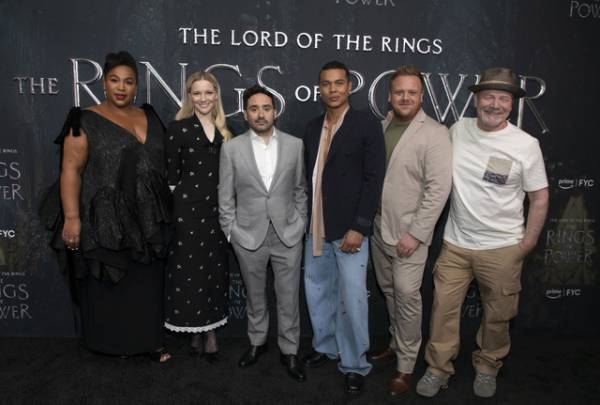 多数の指輪が登場？キャストが明かす「ロード・オブ・ザ・リング：力の指輪」LAでイベント開催