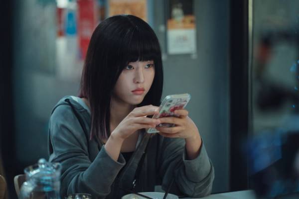 “学園版「D.P.」”の呼び声も！パク・ジフン主演「弱いヒーロー Class１」本予告