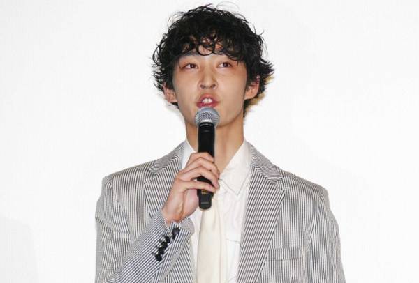 鈴鹿央士＆上杉柊平が「１８／４０」に出演 福原遥＆深田恭子の訳ありな相手役に