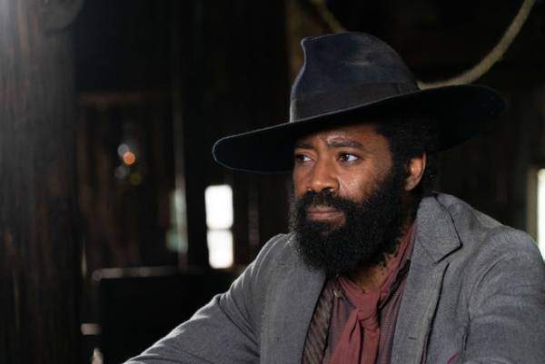 『続・荒野の用心棒』を現代リメイクした女性監督、「ジャンゴ」は「フェミニズムかつ現代的で心理的な西部劇」