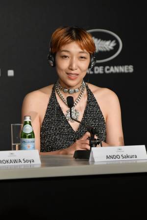 『万引き家族』『ベイビー・ブローカー』に続きクリーニング屋が登場する理由が明らかに　『怪物』カンヌ公式会見