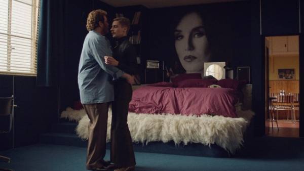 フランソワ・オゾン監督『苦い涙』大島依提亜による新ビジュアル到着