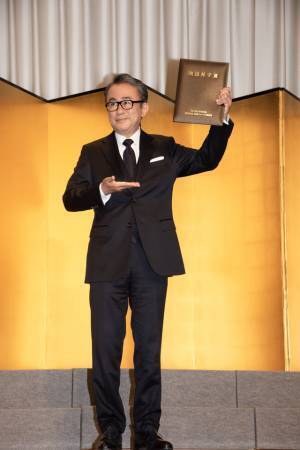 向田邦子賞贈賞式に小栗旬＆新垣結衣＆生田斗真ら登場　受賞作は「鎌倉殿の13人」