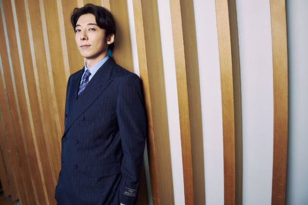 【インタビュー】高橋一生×飯豊まりえ“岸辺露伴”での幸福な旅を語り合う「ある意味、一番の強敵なのでは」