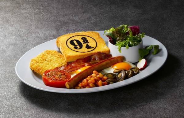 魔法ワールドの世界が広がるメニュー登場！「スタジオツアー東京」フード情報公開