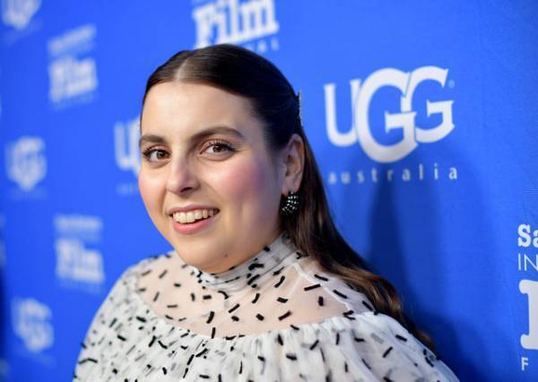 ビーニー・フェルドスタインの結婚式にアダム・レヴィーン、サラ・ポールソン、ベン・プラットら出席