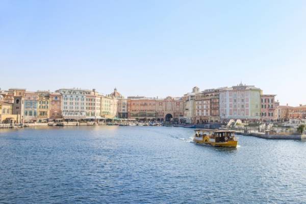 【ディズニー】夏の東京ディズニーリゾート、開催プログラムの名称決定！フロートのイメージやびしょ濡れエリアの発表も