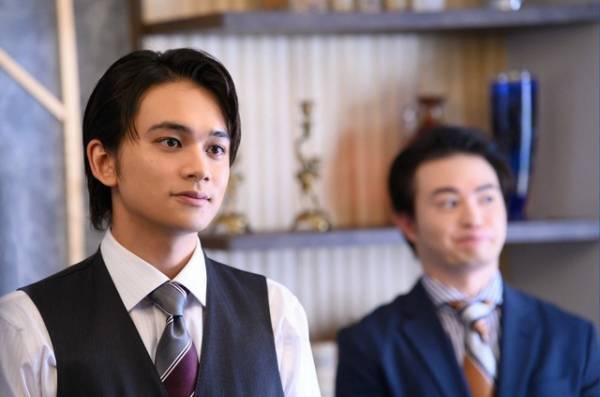 「王様に捧ぐ薬指」8話、松嶋菜々子“静”の過去に「完璧な母親になろうとした結果なのかな…」など様々な声集まる