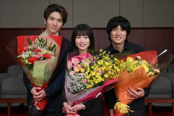 志田未来＆風間俊介＆高橋優斗「勝利の法廷式」クランクアップ