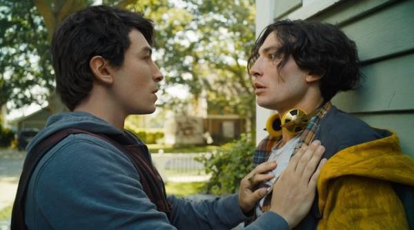 2人のフラッシュの対比に注目『ザ・フラッシュ』本編映像