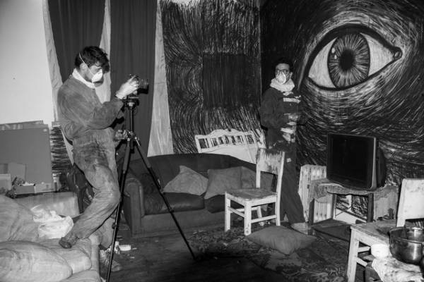 禍々しい姿に形を変えていく…娘が経験する悪夢『オオカミの家』予告編 公開日は8月19日に