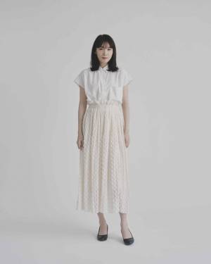 飯豊まりえ主演、野島伸司オリジナルドラマ「何曜日に生まれたの」放送