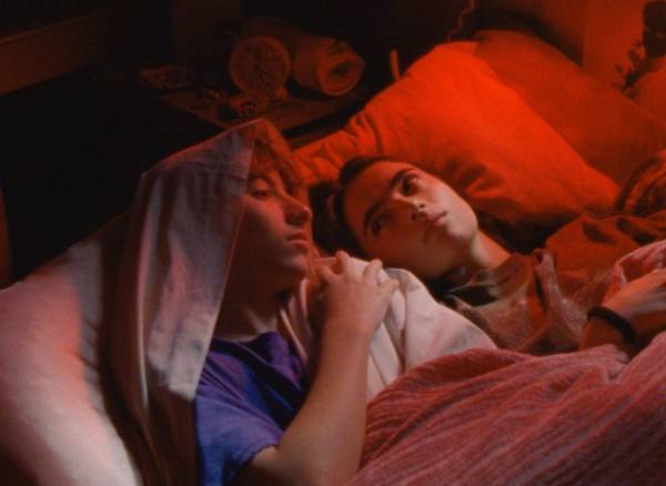 少年少女の忘れられないひと夏を切り取る『ファルコン・レイク』予告編