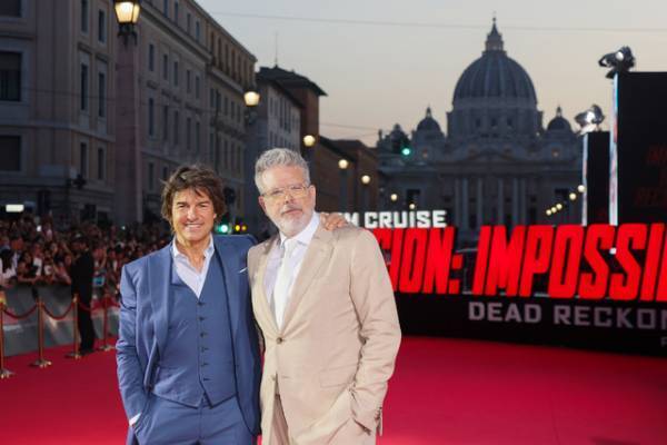 トム・クルーズ「僕も『嘘だろ!?』と思いながら」撮影『ミッション：インポッシブル』最新作プレミア