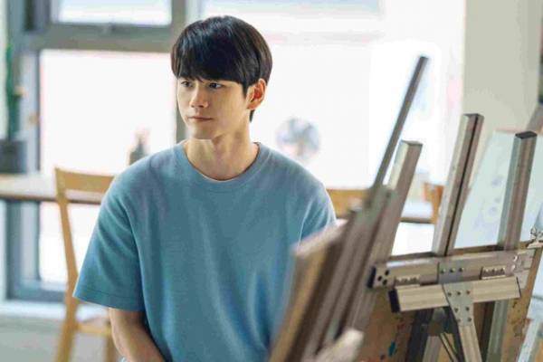 「私の国」「ウォッチャー」「十八の瞬間」DVD-BOXを特別価格でリリース