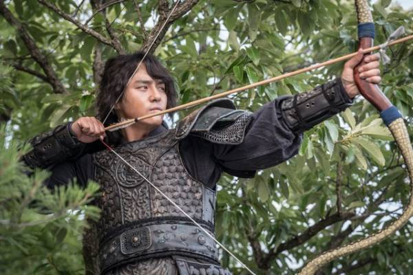 「私の国」「ウォッチャー」「十八の瞬間」DVD-BOXを特別価格でリリース