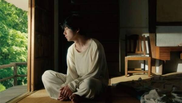 坂口健太郎、柔らかな雰囲気で魅せる『サイド バイ サイド 隣にいる人』Blu-ray＆DVDリリース