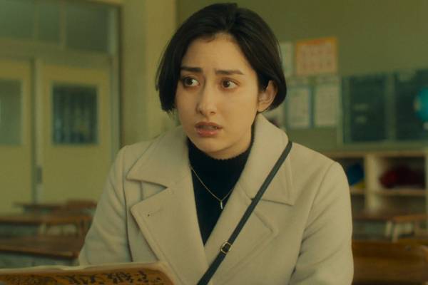 早見あかり＆マキタスポーツが呪いの正体を追う『ミンナのウタ』