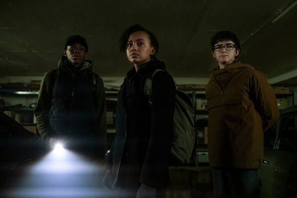 忽那汐里出演、Apple TV+「インベージョン」シーズン2が8月23日より配信開始