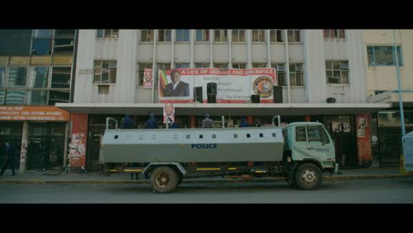 腐敗した政治に若きカリスマが挑む『プレジデント』予告編