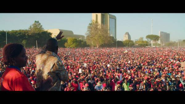 腐敗した政治に若きカリスマが挑む『プレジデント』予告編