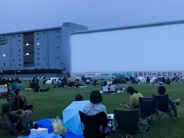 『ジュラシック・ワールド』『トップガン』などを上映！ 野外鑑賞イベント8月5日から