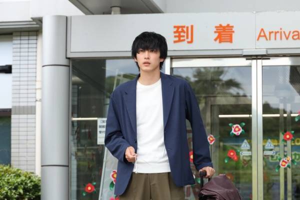 “青年書道家”杉野遥亮、挫折をきっかけに五島福江空港に降り立つ…「ばらかもん」7月12日スタート